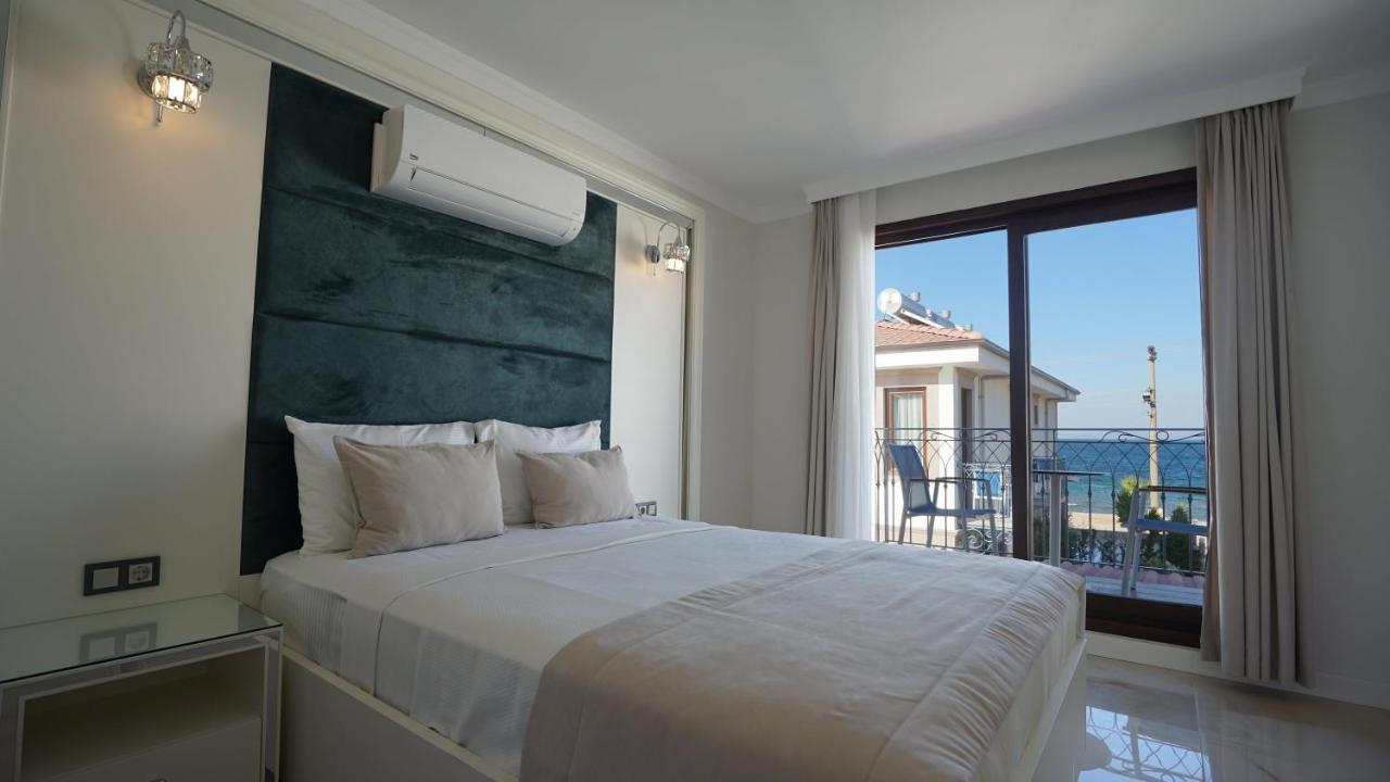 Rota Seaside Otel Cunda Esterno foto