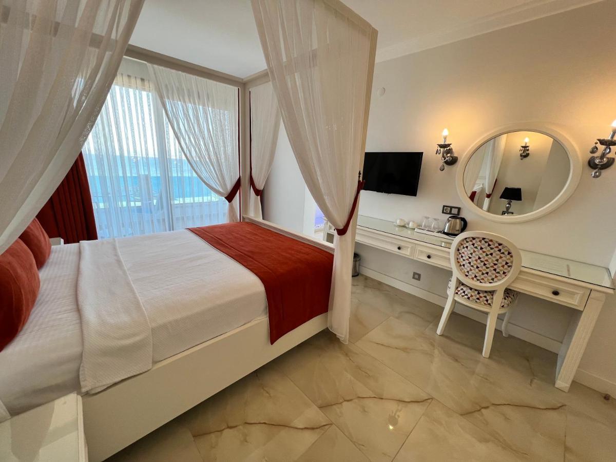 Rota Seaside Otel Cunda Esterno foto