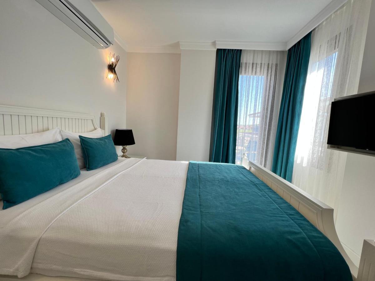 Rota Seaside Otel Cunda Esterno foto