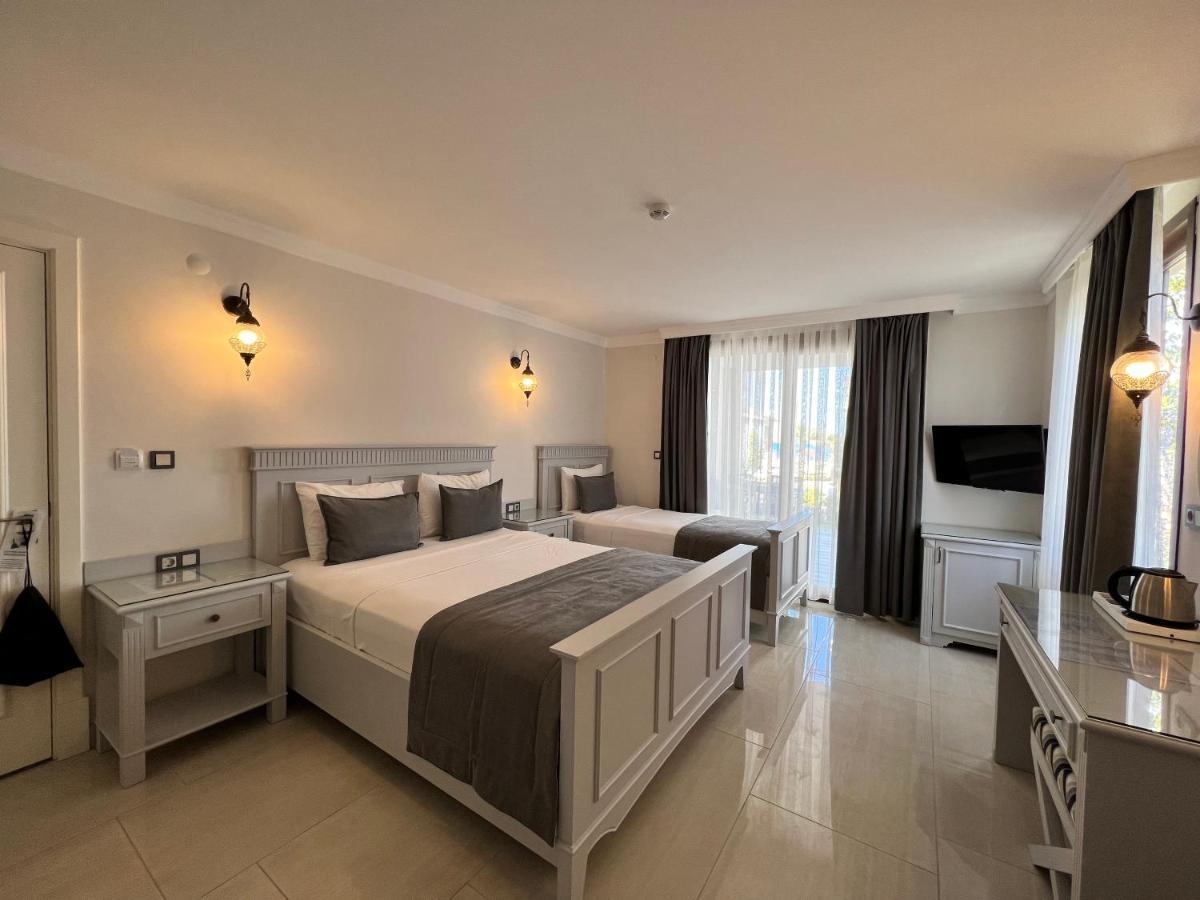 Rota Seaside Otel Cunda Esterno foto
