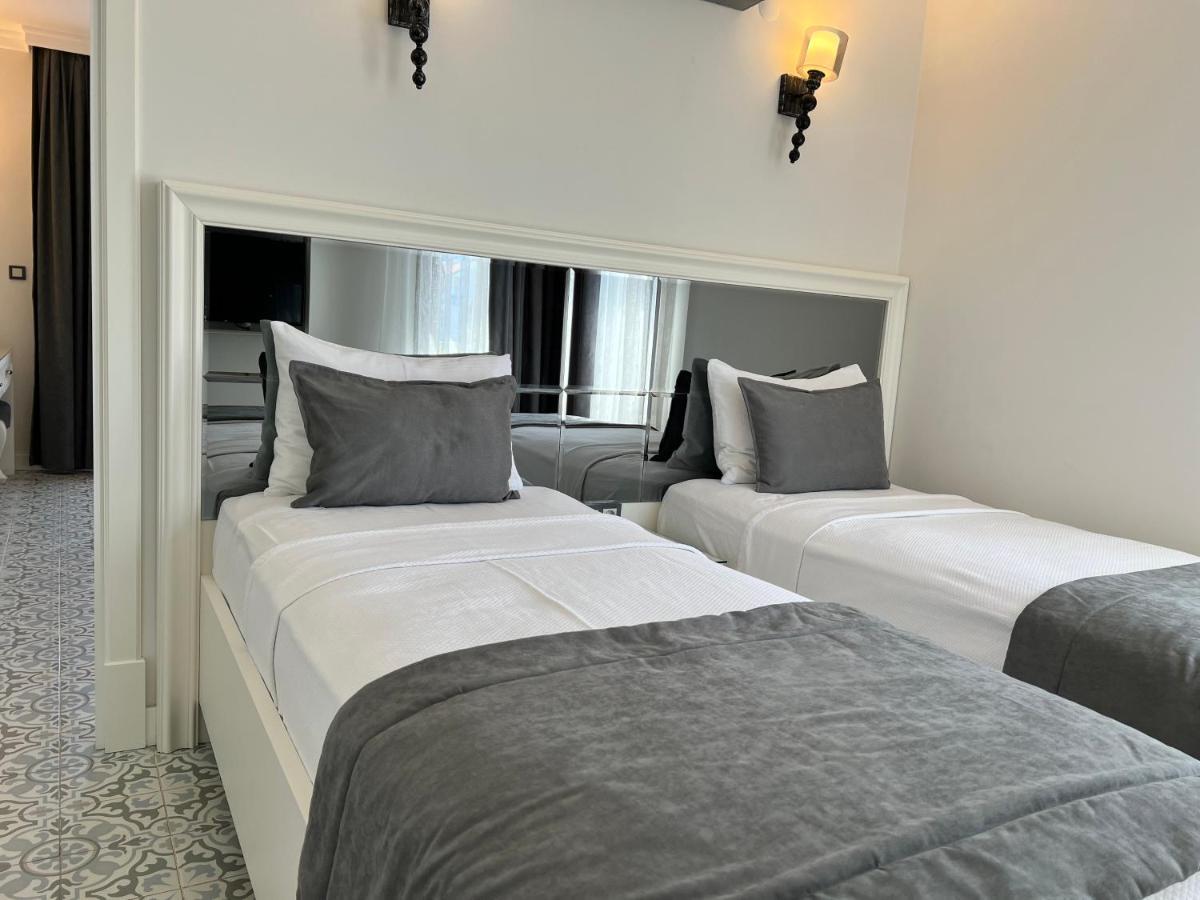 Rota Seaside Otel Cunda Esterno foto